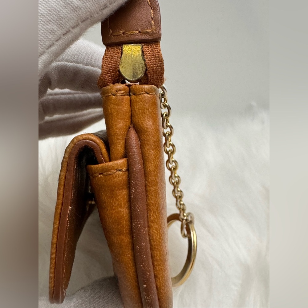 MCM Card Holder - Picture 7 of 10